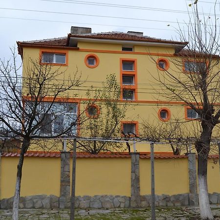 Marinovata Kashta Guest House Veliki Preslav Bagian luar foto
