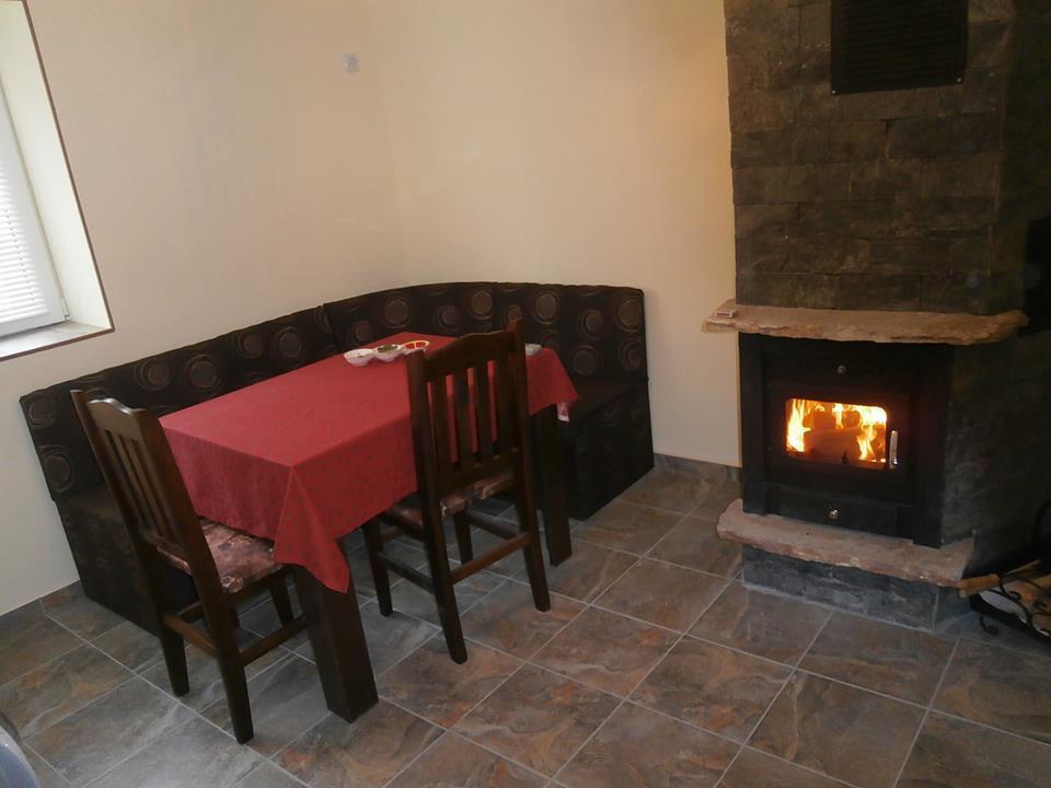 Marinovata Kashta Guest House Veliki Preslav Bagian luar foto